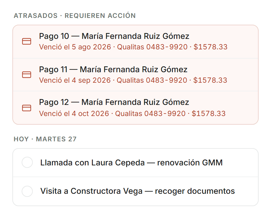 Agenda de AGIA: tres pagos atrasados de una clienta con fecha y monto, y las dos tareas de hoy.